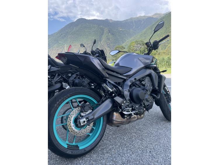 YAMAHA MT-09  Y-AMT